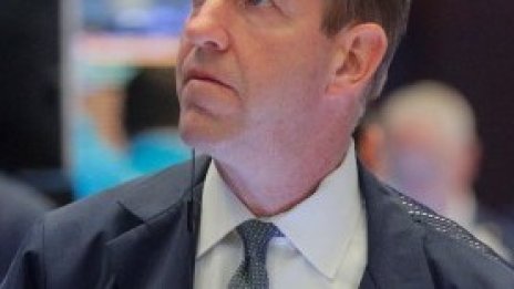 Слабите данни за работните места в САЩ оцветиха в червено щатските индекси