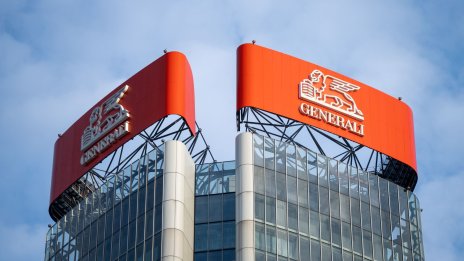 UniCredit е купила 4% дял в застрахователния гигант Generali Group*