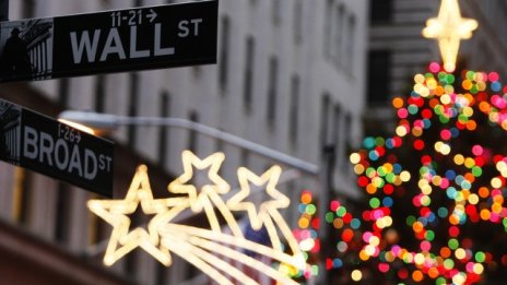 Dow Jones записа най-доброто си представяне от три години насам