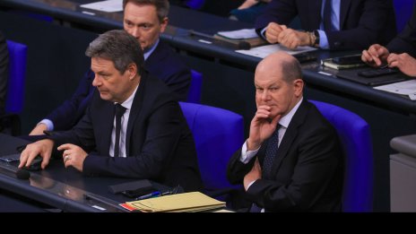 Все повече германци искат предсрочни избори и ново правителство