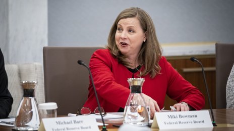 Боуман от Фед потвърди мнението на Джером Пауъл за нуждата от още лихвени повишения