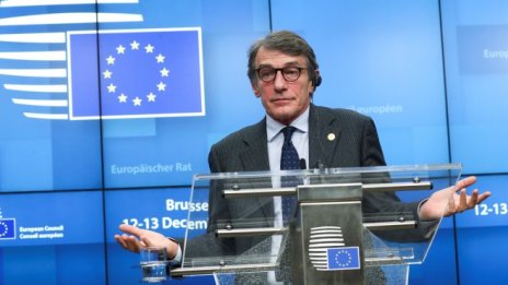 ЕС ще води „твърди“ преговори с Лондон след Brexit