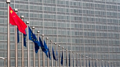 Китай тества границите на европейската сила