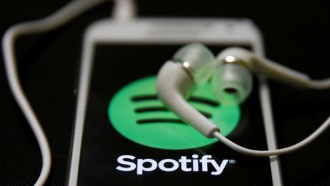 Spotify продължава вълната от придобивания