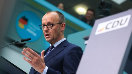 Мерц иска ядрени оръжия в Европа да допълнят щита на САЩ