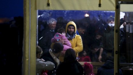 Файман настоява Германия да определи максималния брой бежанци, които ще приеме