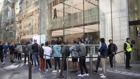 Продажбите на дребно в Австралия записаха още един стабилен ръст през септември