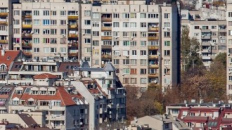 11% от българите живеят в жилище с течащ покрив, 7% нямат тоалетна, душ или баня
