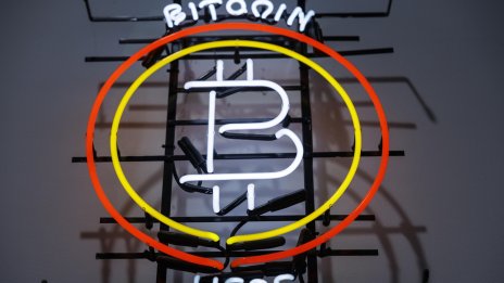 Биткойнът се готви да тества поговорката „Не се борете с Фед“