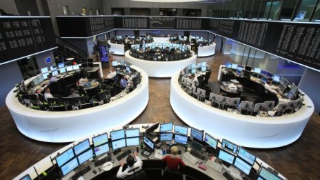 Опасенията от агресивно покачване на лихвите понижиха европейските индекси