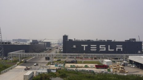 Защо Tesla страда от високите цени на горивата