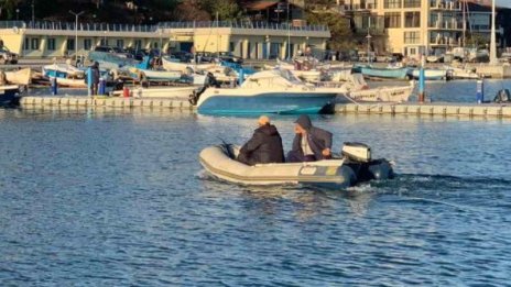 Полиция влезе в Община Поморие, разследват обществени поръчки за над 17 млн. лева