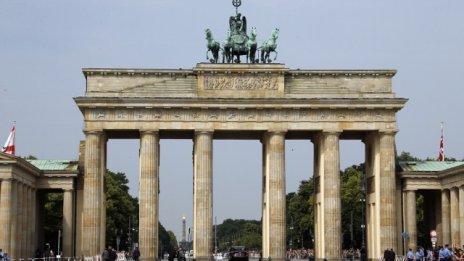 25 години след обединението на Германия - напредък, но и неравенство