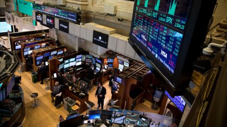 S&P 500 отчете шеста поредна сесия на спад на фона на коментарите на служители на Фед