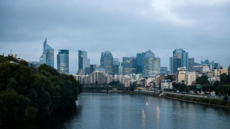 Книжата на европейските имотни компании понасят удар от сътресенията в банковия сектор