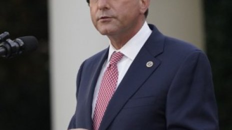 Американският министър на здравеопазването подаде оставка