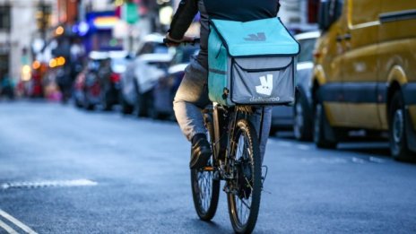Британският стартъп Deliveroo набра 180 млн. долара