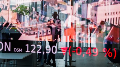 Азиатските акции поскъпнаха преди данните за американския трудов пазар