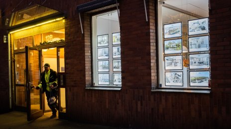 Шведският жилищен пазар е в режим на свободно падане и предизвиква най-тежкия икономически спад в ЕС