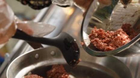 Шеф-готвач по домовете - нова мода в блокирания Париж