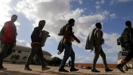 ЕК въвежда финансови стимули за разселване на мигранти в страни от съюза