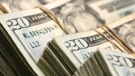 МВФ: Американският долар е надценен