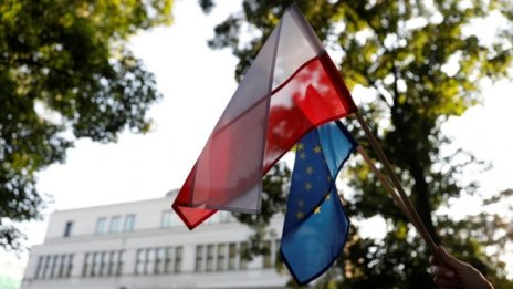 Сенатът в Полша прие спорната съдебна реформа&nbsp;
