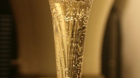 Износът на шампанско отбелязва първи ръст след кризата
