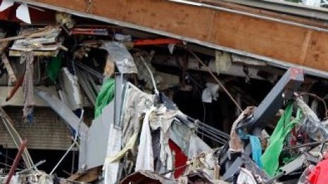 Земетресението върна Япония в рецесията 