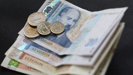 Сачева: От 2021 г. ще се договарят по-високи доходи по браншове