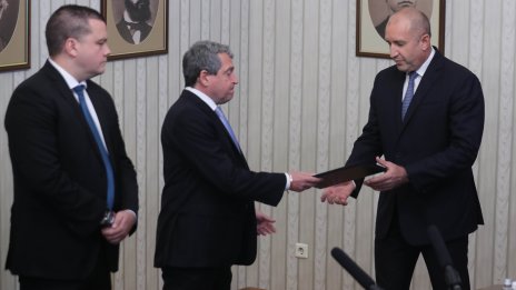 "Има такъв народ" върна неизпълнен третия мандат