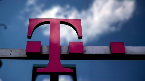 Deutsche Telekom отново повиши годишната си прогноза