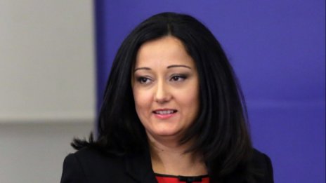 Л. Павлова: Недоказаните обвинения в корупция петнят репутацията на България