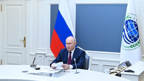 Путин: Руската икономика се представя по-добре от очакваното