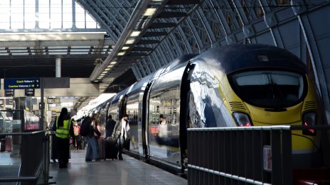 Европейските жп мрежи се движат по неравния път към по-зелена мобилност