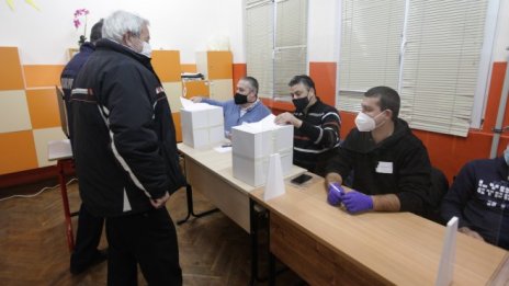 Цветозар Томов: С машинното гласуване се ограничават изборните измами