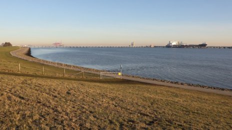 Германия "подкупва" САЩ с 1 млрд. евро за спасението на "Северен поток 2"