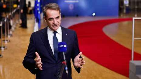 Гръцкият премиер: ЕС трябва да „премине от думи към действия“ за разходите за отбрана