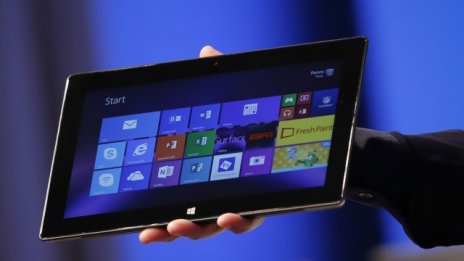 Microsoft се опълчва на слабостта на PC пазара 