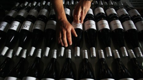 Китайските мита удрят тежко винарската индустрия на Австралия 