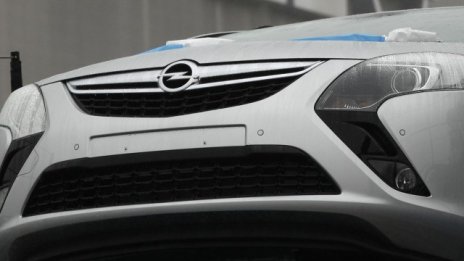 Opel измества производството на Zafira в завод на Peugeot