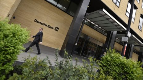 Deutsche Bank се връща към растеж през първото тримесечие