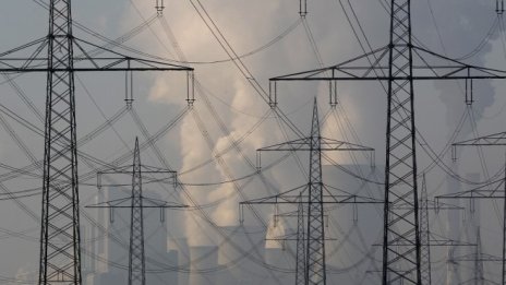 Държавната електроенергетика очаква позитивна 2017 година