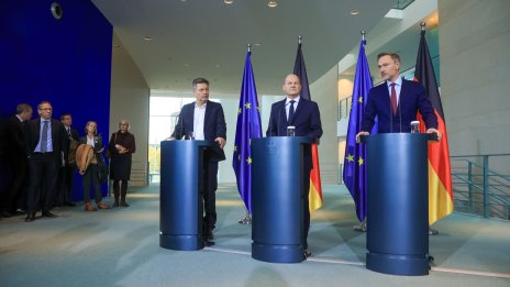 Германия отново ще премахне конституционната спирачка върху дълга