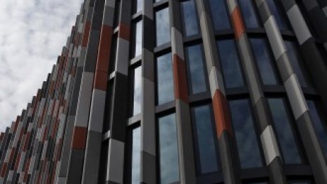 Най-големият собственик на имоти в света обръща поглед към Източна Европа