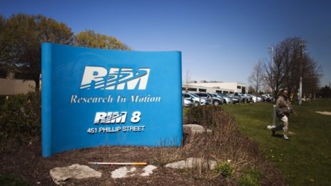 Производителят на BlackBerry може да съкрати още 2000 души
