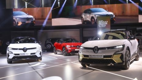 Продажбите на Renault спадат с 30% заради излизането от Русия и дефицита на чипове