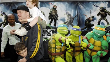 Холивуд търси възможности за печалба с любимите герои от 80-те и 90-те