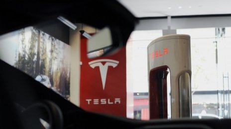 Tesla е продала 75% от притежаваните от нея биткойни