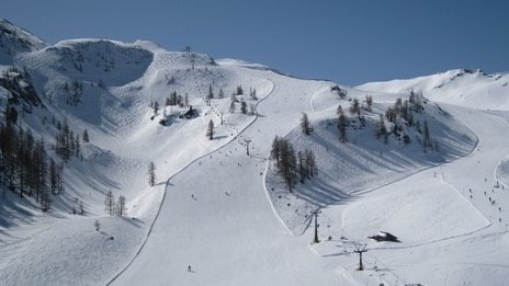 Хотелите в Боровец и Пампорово са спечелили по-малко от нощувки тази зима